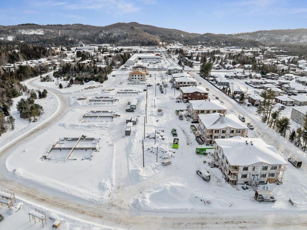









610


Rue du Ruisseau

, 102,
Mont-Tremblant,




QC
J8E0S6

