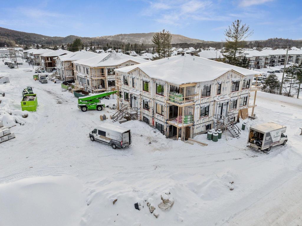









610


Rue du Ruisseau

, 102,
Mont-Tremblant,




QC
J8E0S6


