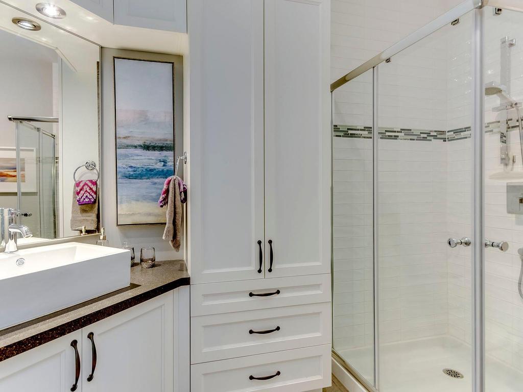 









29


Rue Maple

, 106,
Sutton,




QC
J0E2K0

