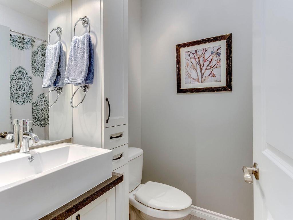 









29


Rue Maple

, 106,
Sutton,




QC
J0E2K0

