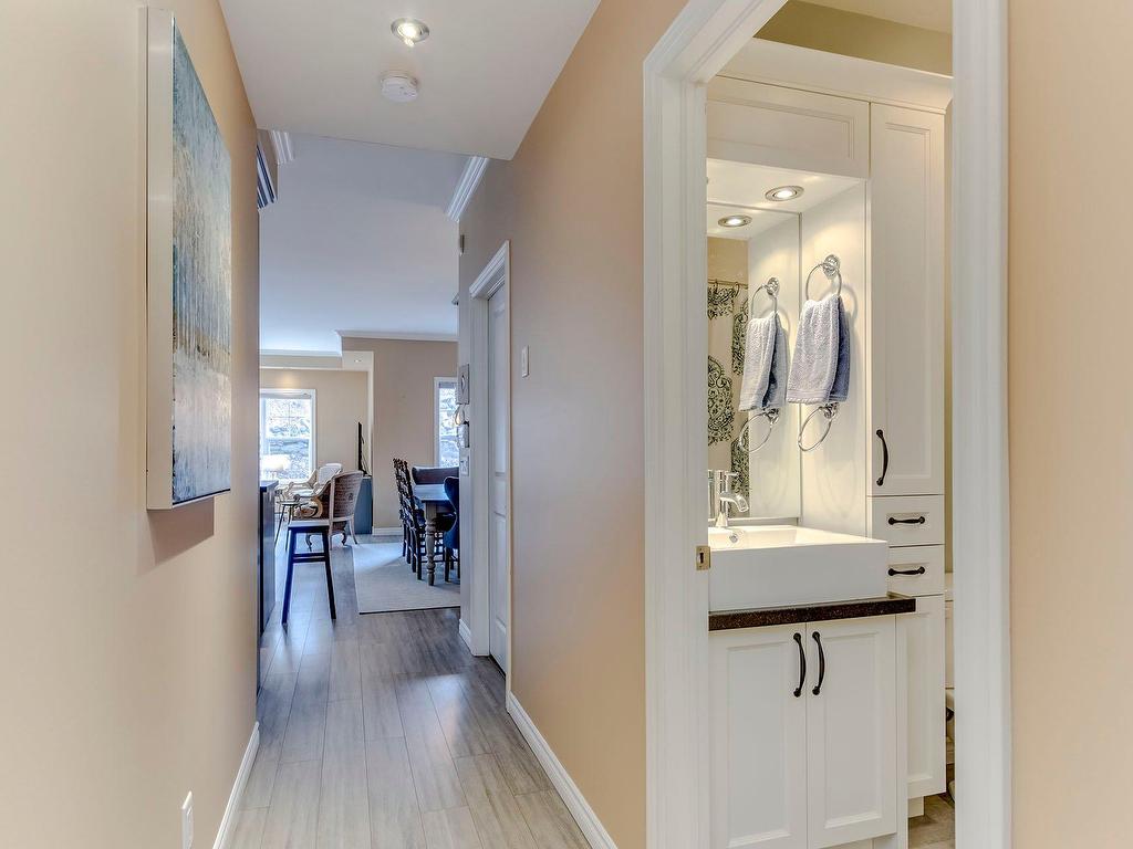 









29


Rue Maple

, 106,
Sutton,




QC
J0E2K0

