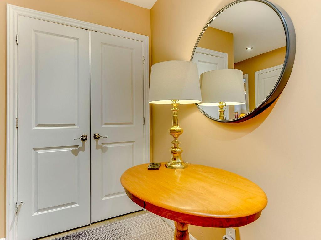 









29


Rue Maple

, 106,
Sutton,




QC
J0E2K0

