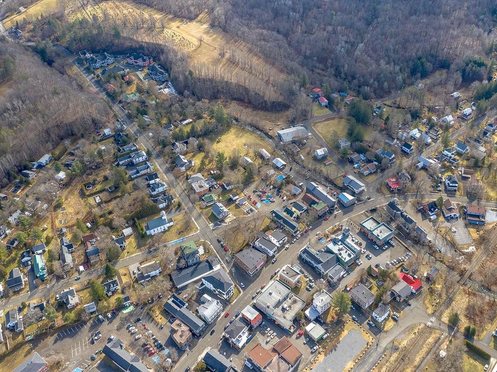 









29


Rue Maple

, 106,
Sutton,




QC
J0E2K0

