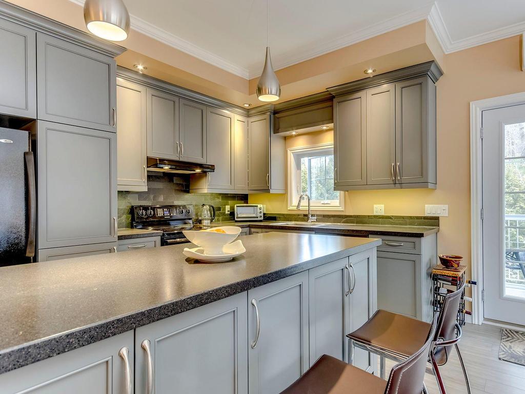 









29


Rue Maple

, 106,
Sutton,




QC
J0E2K0

