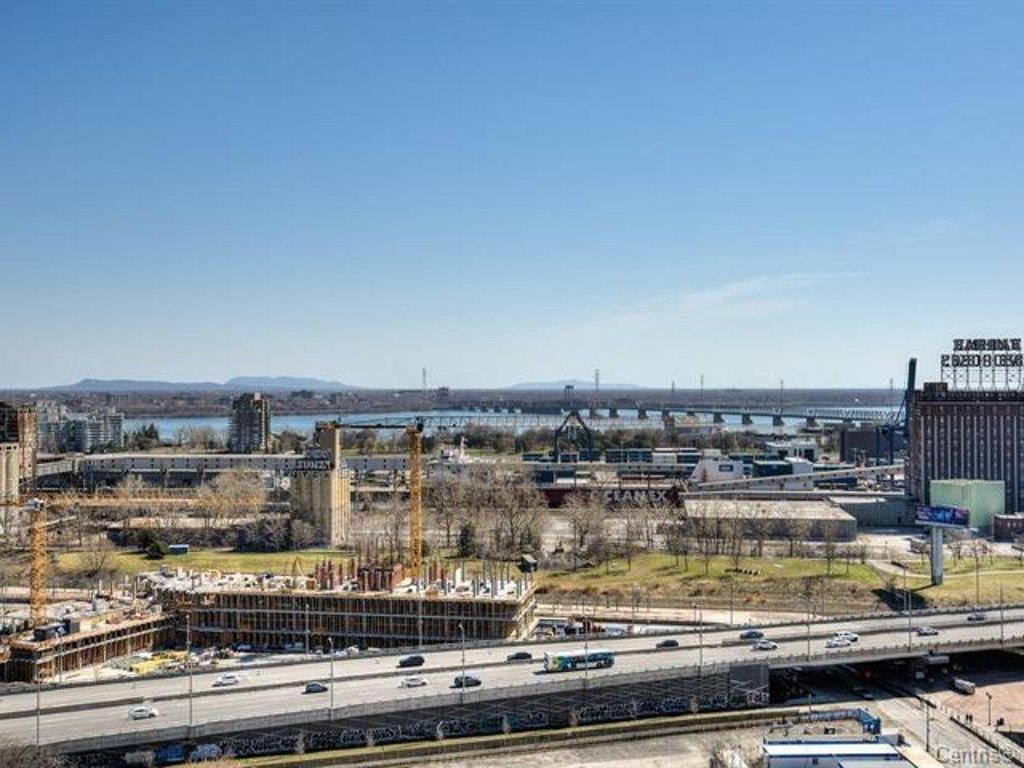 









101


Rue Peel

, 2059,
Montréal (Le Sud-Ouest),




QC
H3C0Y1

