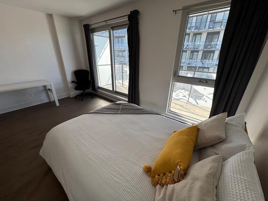 









101


Rue Peel

, 2059,
Montréal (Le Sud-Ouest),




QC
H3C0Y1

