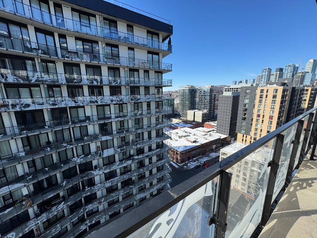 









101


Rue Peel

, 2059,
Montréal (Le Sud-Ouest),




QC
H3C0Y1

