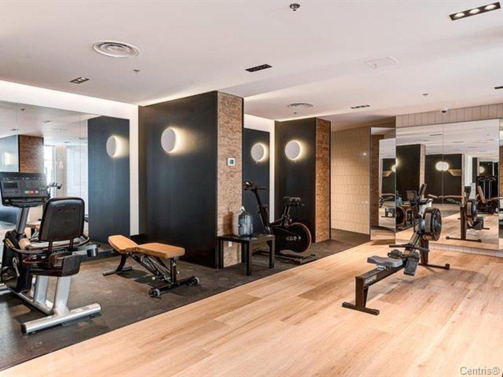 









101


Rue Peel

, 2059,
Montréal (Le Sud-Ouest),




QC
H3C0Y1

