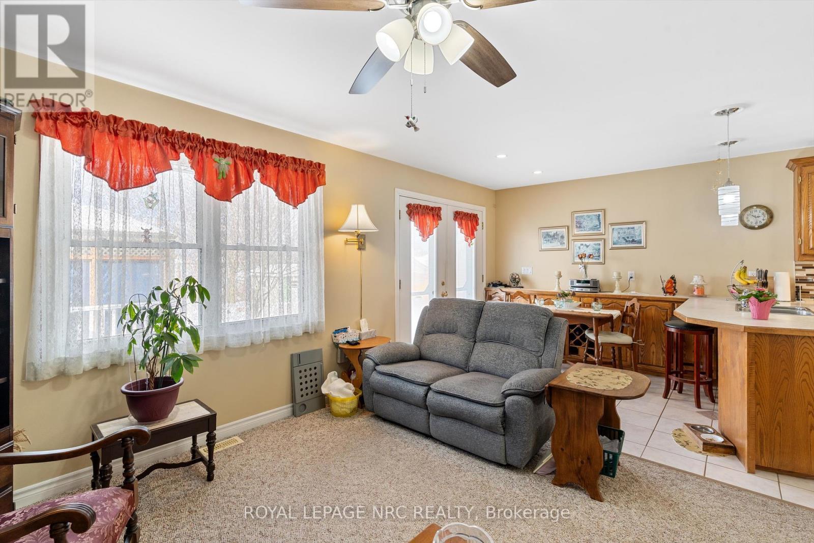 












688 LINE 2 ROAD

,
Niagara-on-the-Lake (Virgil),




Ontario
L0S1J0

