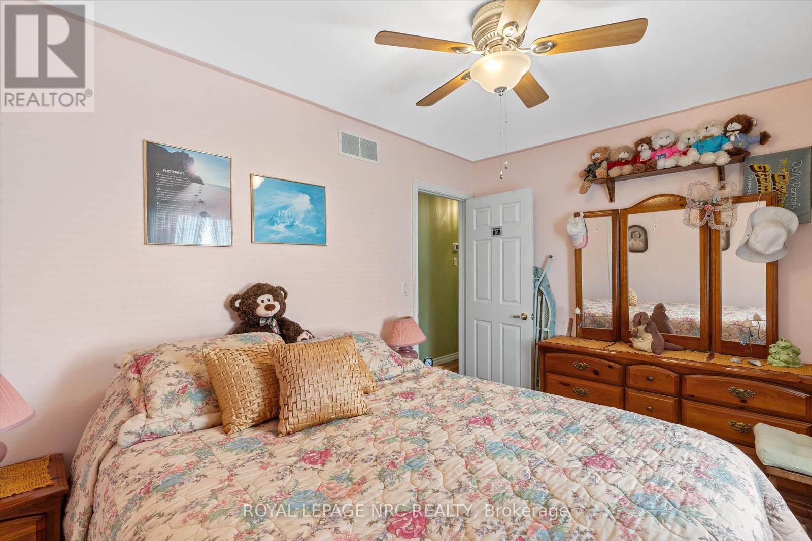 












688 LINE 2 ROAD

,
Niagara-on-the-Lake (Virgil),




Ontario
L0S1J0

