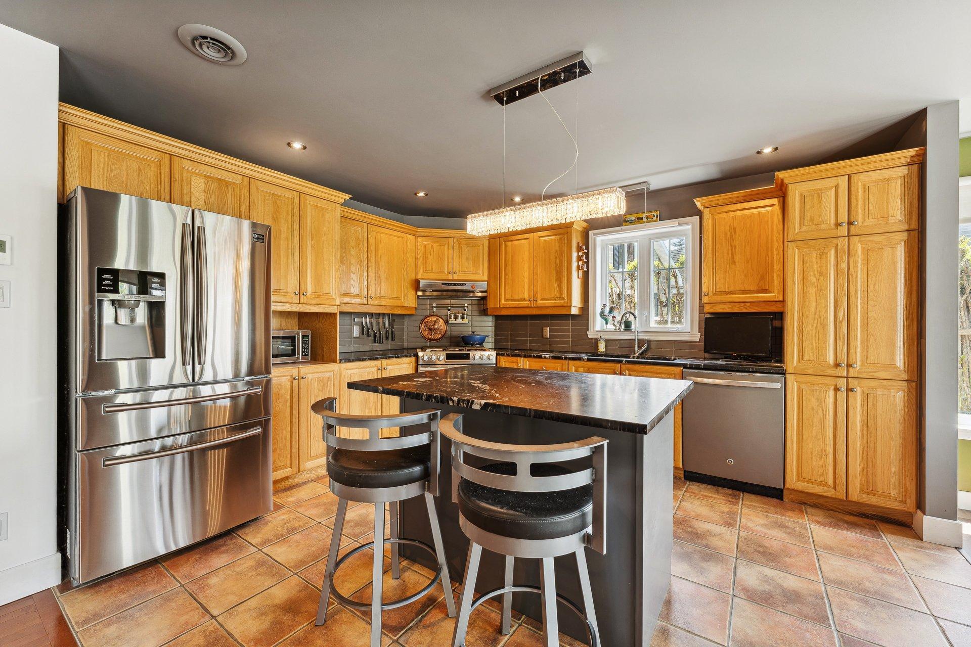 









43


Rue du Roitelet

,
Orford,




QC
J1X7N2

