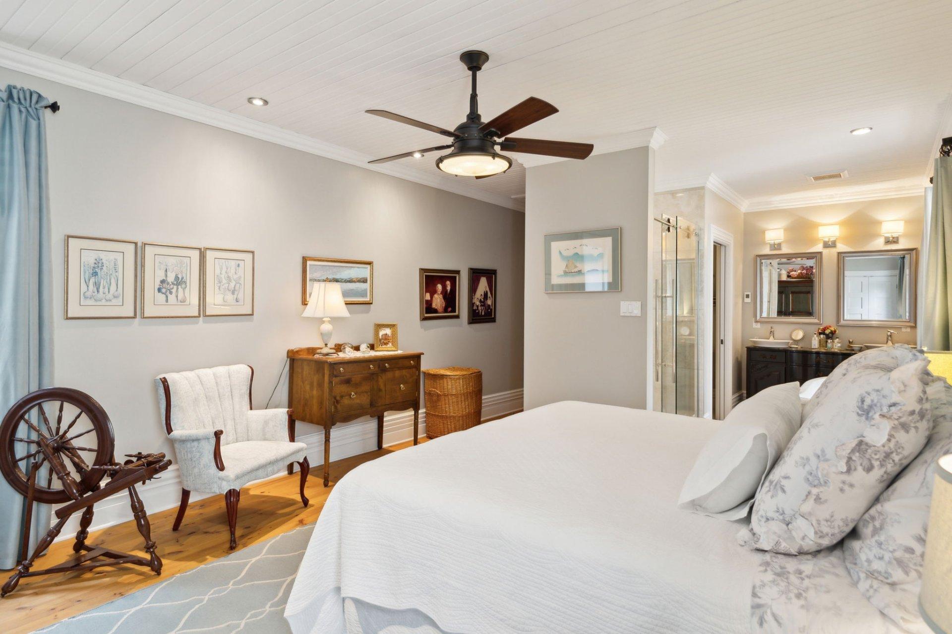 









1035 Z


Rue Jacques-Cartier

,
Gatineau (Gatineau),




QC
J8T2W3


