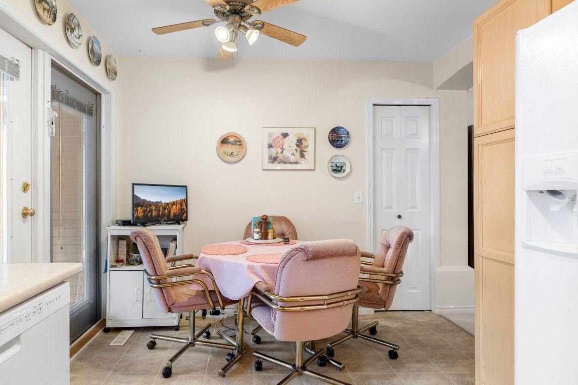 









3813


Glen Canyon

Drive,
West Kelowna,




BC
V4T 2P7

