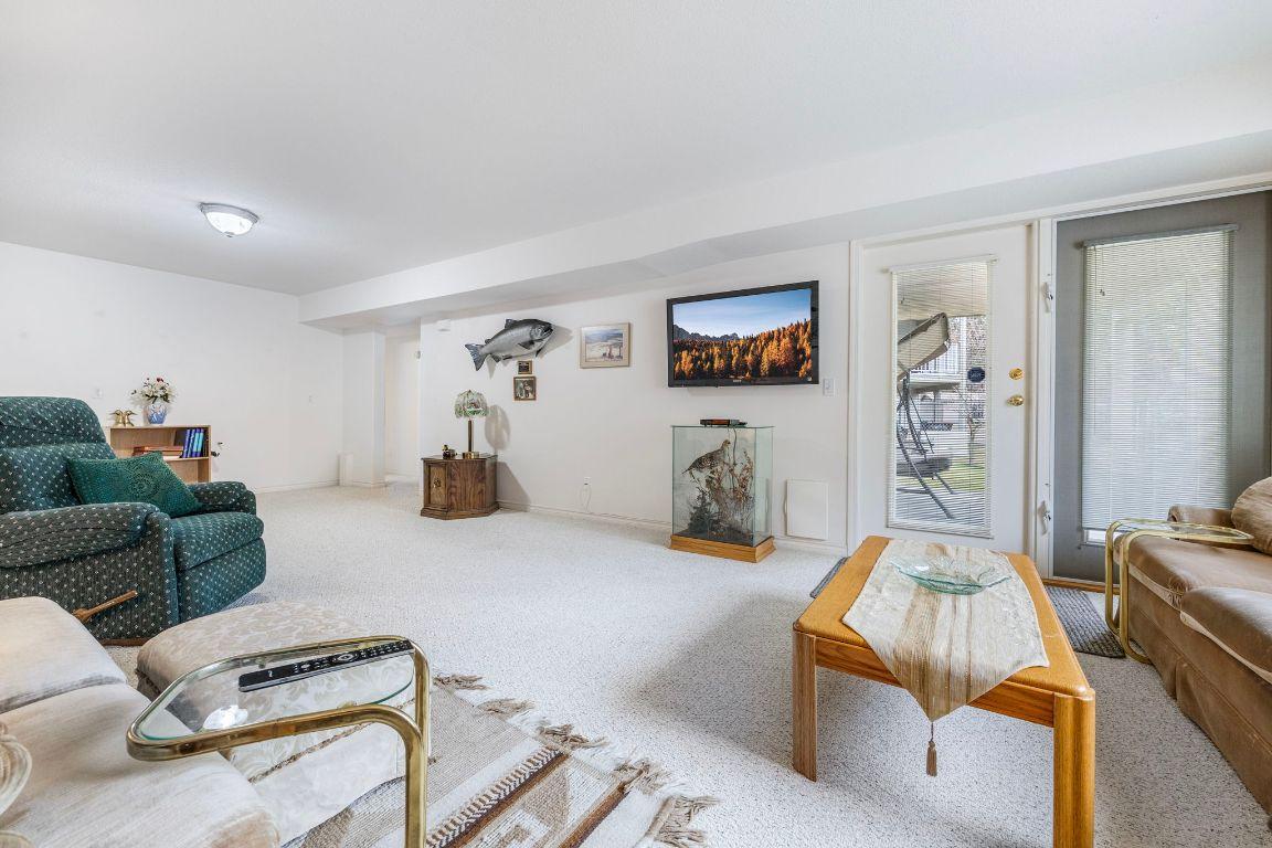 









3813


Glen Canyon

Drive,
West Kelowna,




BC
V4T 2P7

