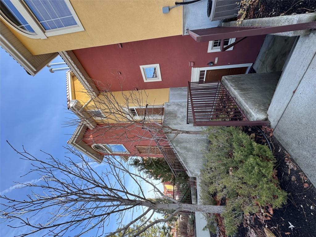 









1795


Country Club

Drive, 128,
Kelowna,




BC
V1V 2V9

