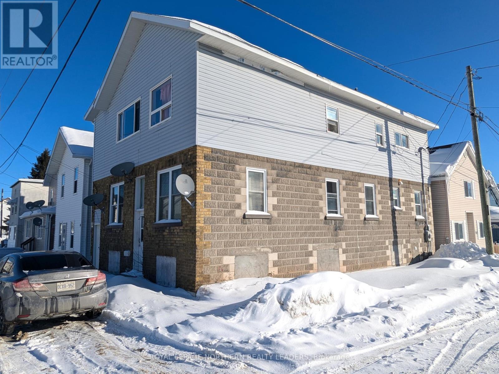 












11-15 AURA LAKE STREET

,
Timmins (SCH - Main Area),




Ontario
P0N1G0

