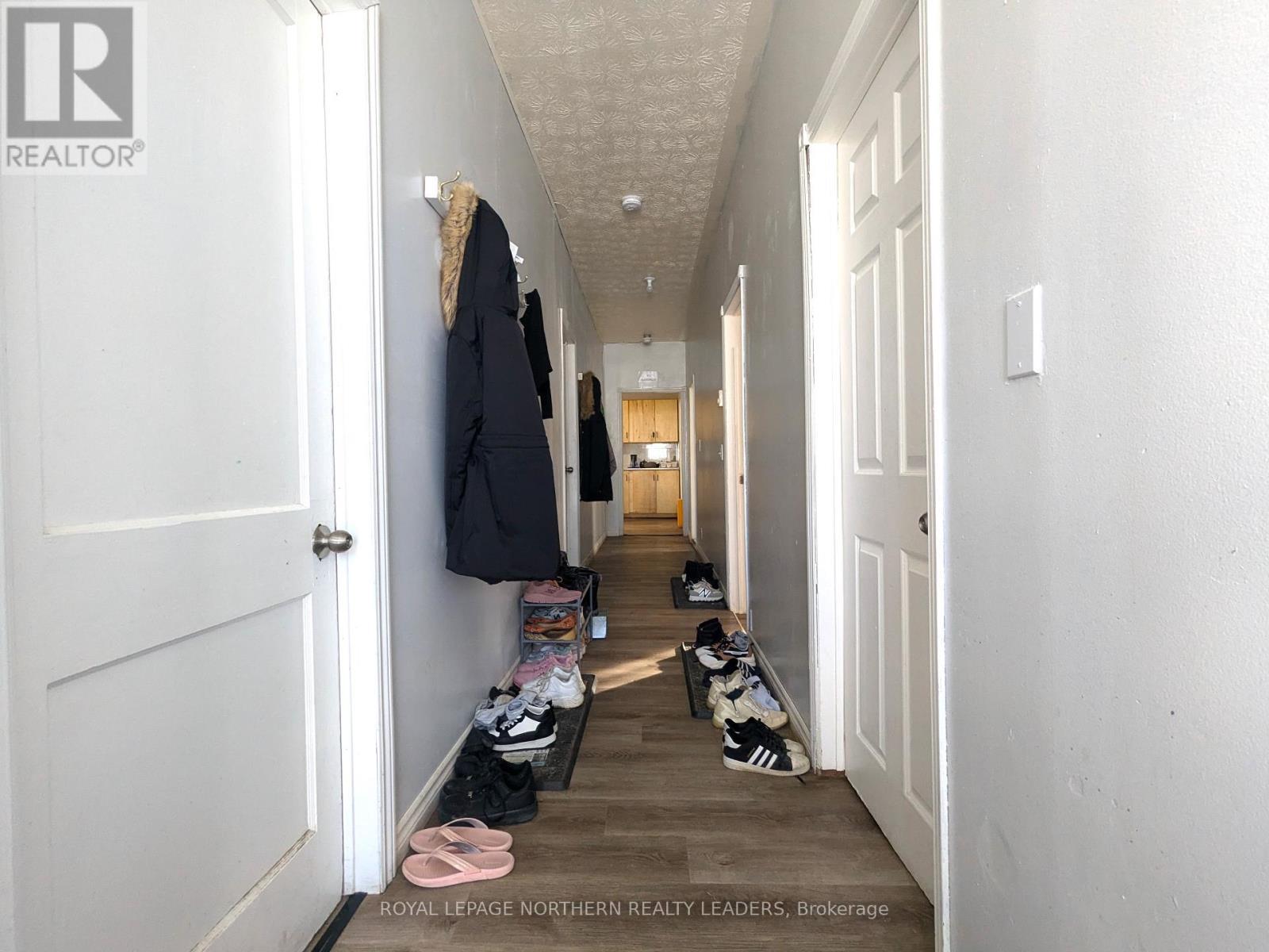 












11-15 AURA LAKE STREET

,
Timmins (SCH - Main Area),




Ontario
P0N1G0


