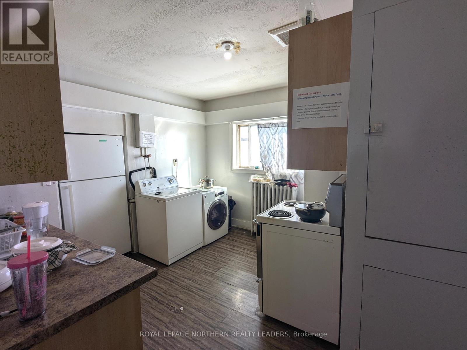 












11-15 AURA LAKE STREET

,
Timmins (SCH - Main Area),




Ontario
P0N1G0

