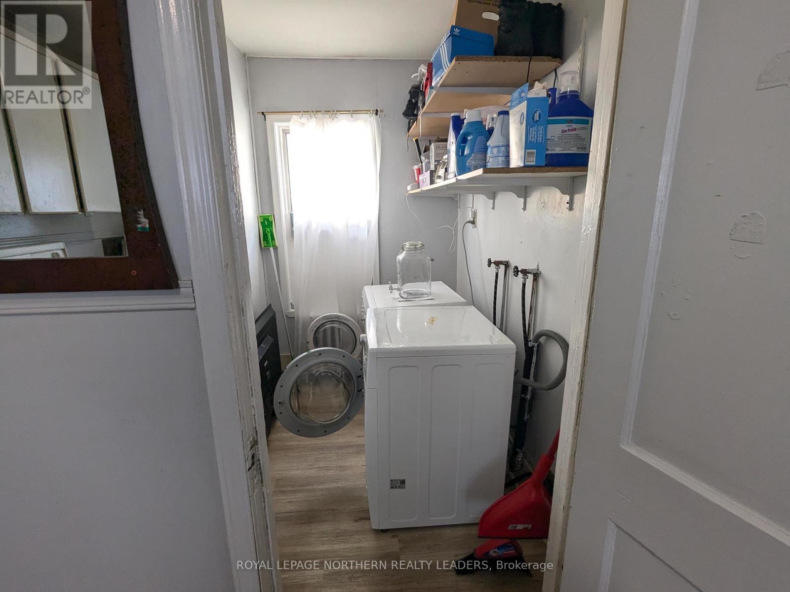 












11-15 AURA LAKE STREET

,
Timmins (SCH - Main Area),




Ontario
P0N1G0

