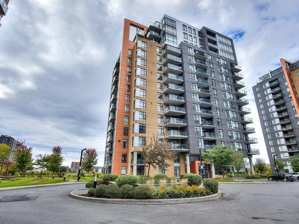 









2865


Av. du Cosmodôme

, 1104,
Laval (Chomedey),




QC
H7T0G6

