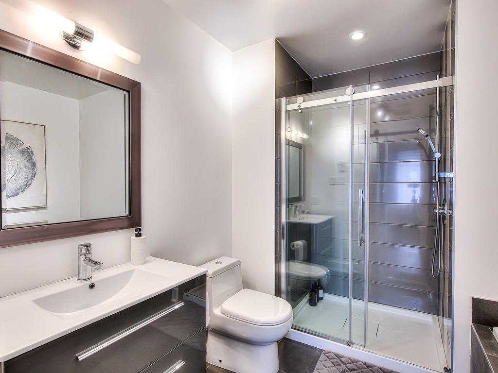 









2865


Av. du Cosmodôme

, 1104,
Laval (Chomedey),




QC
H7T0G6

