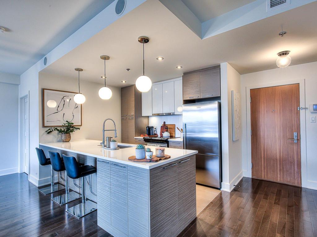 









2865


Av. du Cosmodôme

, 1104,
Laval (Chomedey),




QC
H7T0G6


