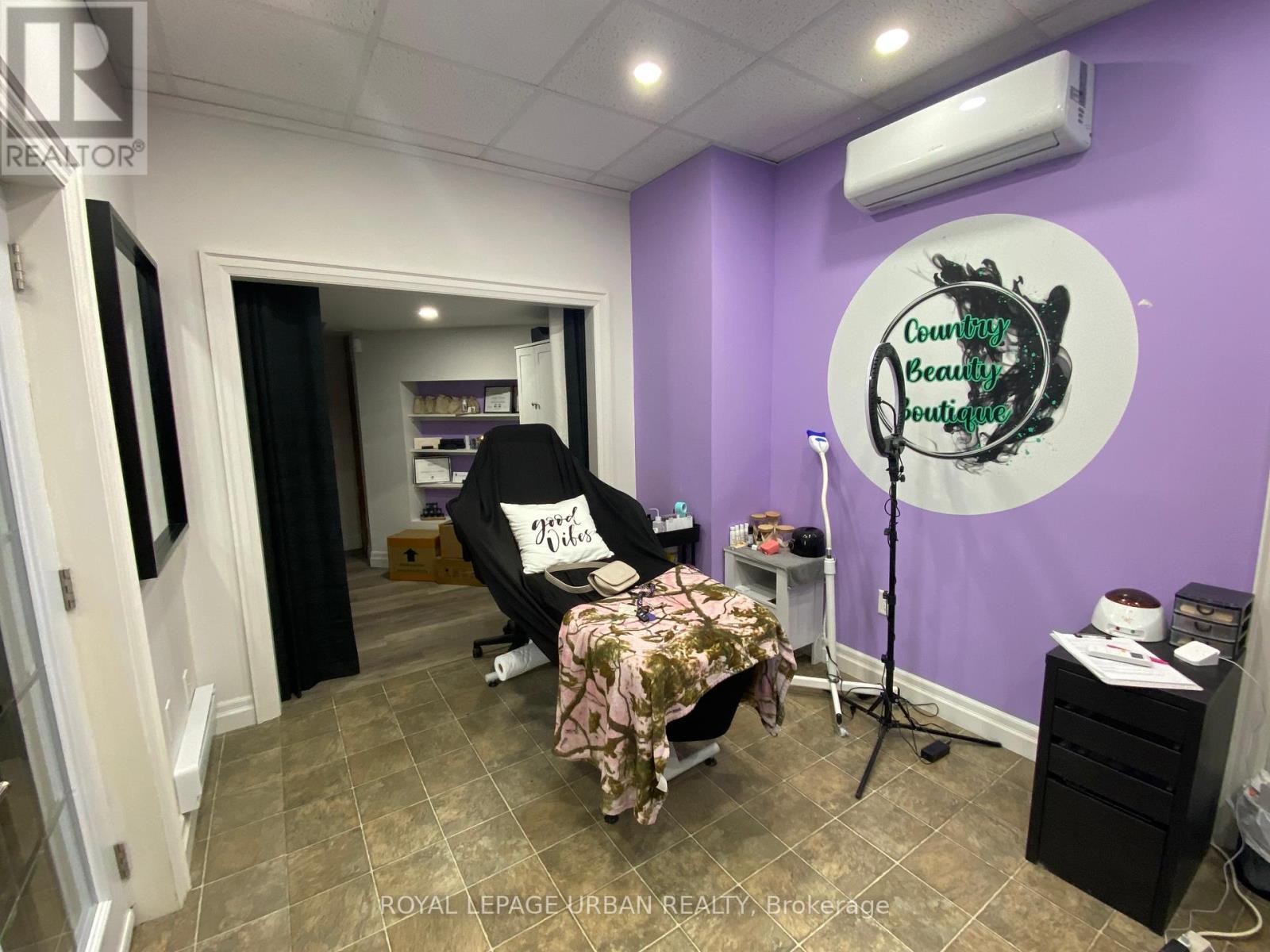 












3 - 1648 TAUNTON ROAD E

,
Clarington,




Ontario
L0B1J0

