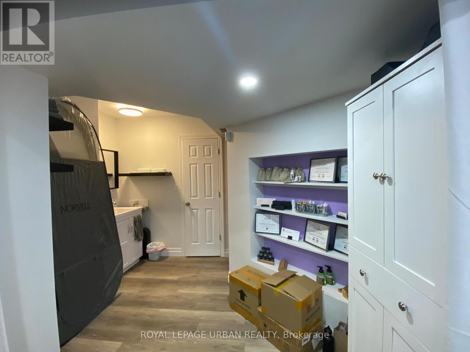 












3 - 1648 TAUNTON ROAD E

,
Clarington,




Ontario
L0B1J0

