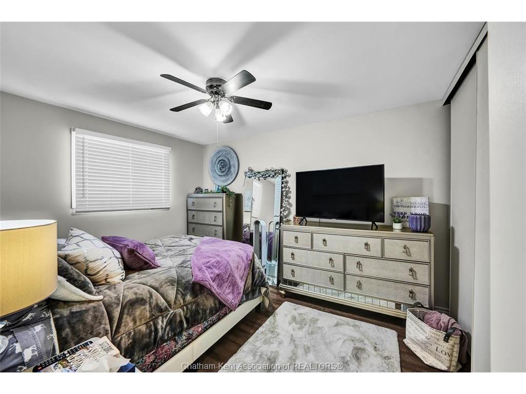 









695


Park

Avenue West, A,
Chatham,




ON
N7M1X3

