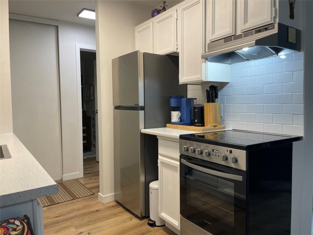 









715


Leathead

Road, 152,
Kelowna,




BC
V1X 5W3

