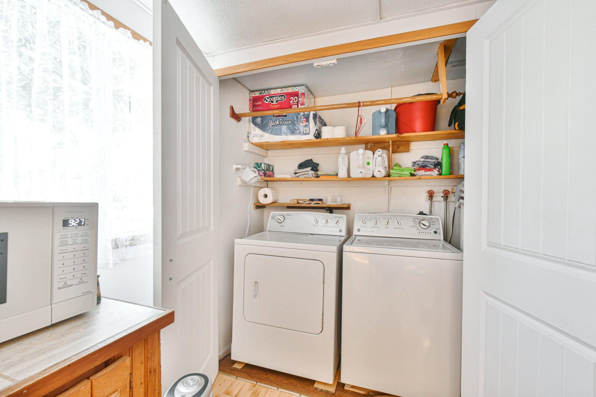 









958


Ch. des Habitations-des-Monts

,
Saint-Sauveur,




QC
J0R1R3

