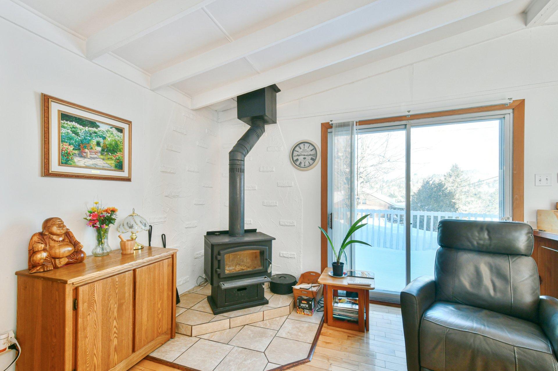 









958


Ch. des Habitations-des-Monts

,
Saint-Sauveur,




QC
J0R1R3

