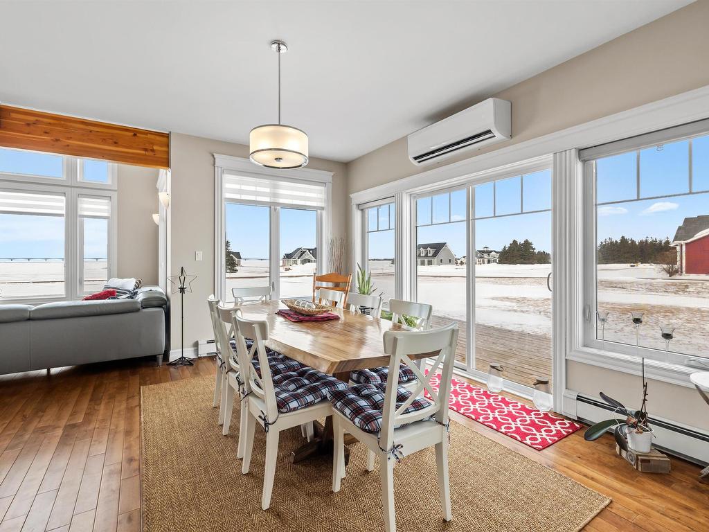 












245 Campbells Way

,
Cape Traverse,




PE
C0B 1X0

