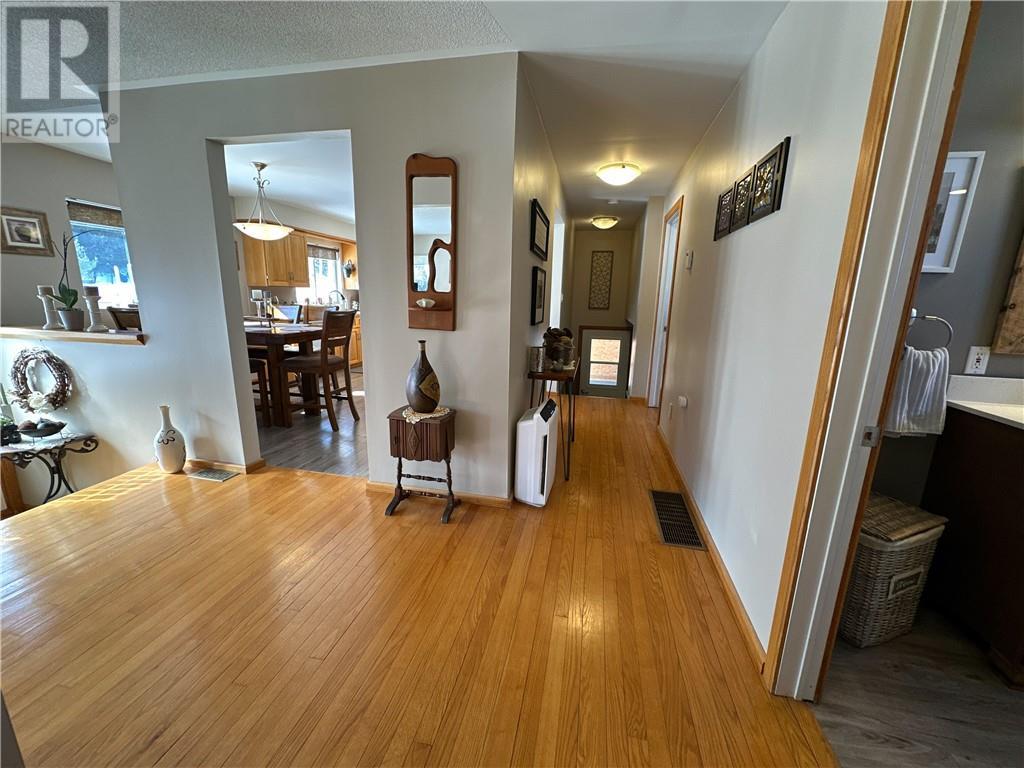 












22A Hall Street

,
Gore Bay, Manitoulin Island,




Ontario
P0P1H0


