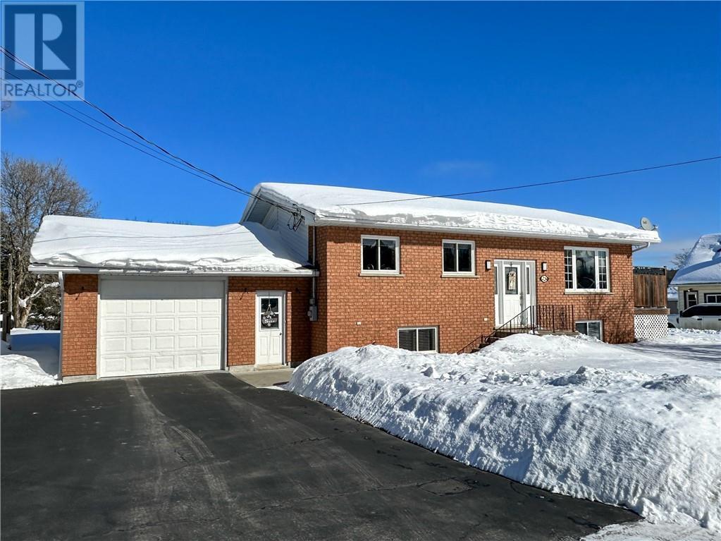 












22A Hall Street

,
Gore Bay, Manitoulin Island,




Ontario
P0P1H0

