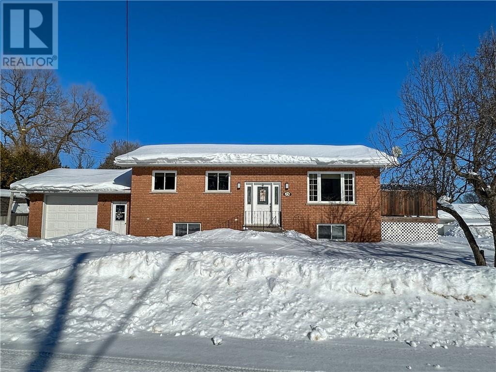 












22A Hall Street

,
Gore Bay, Manitoulin Island,




Ontario
P0P1H0

