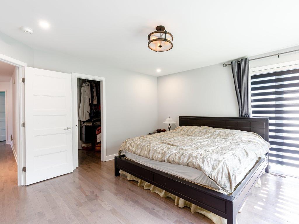 









30


Rue du Croissant-Perlé

,
La Prairie,




QC
J5R0N5

