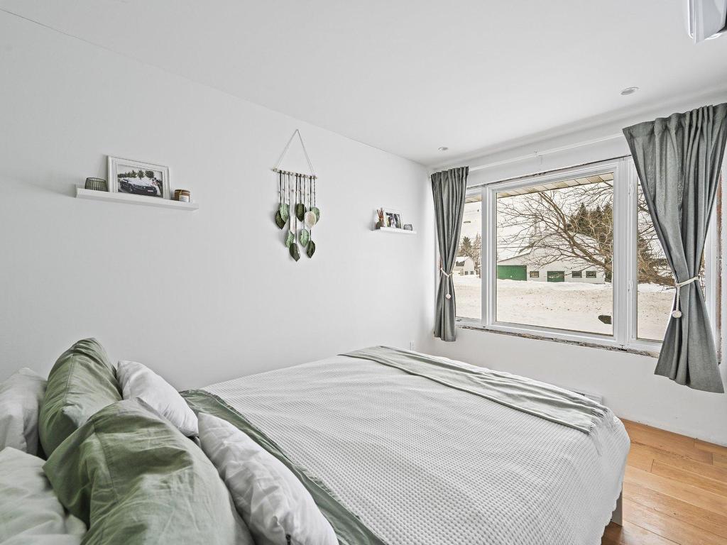 









497


Rue Principale

,
Saint-Sébastien,




QC
J0J2C0

