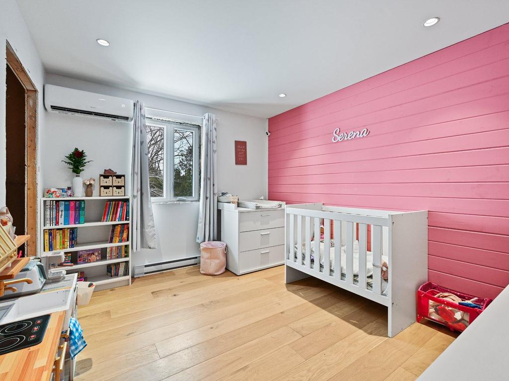 









497


Rue Principale

,
Saint-Sébastien,




QC
J0J2C0


