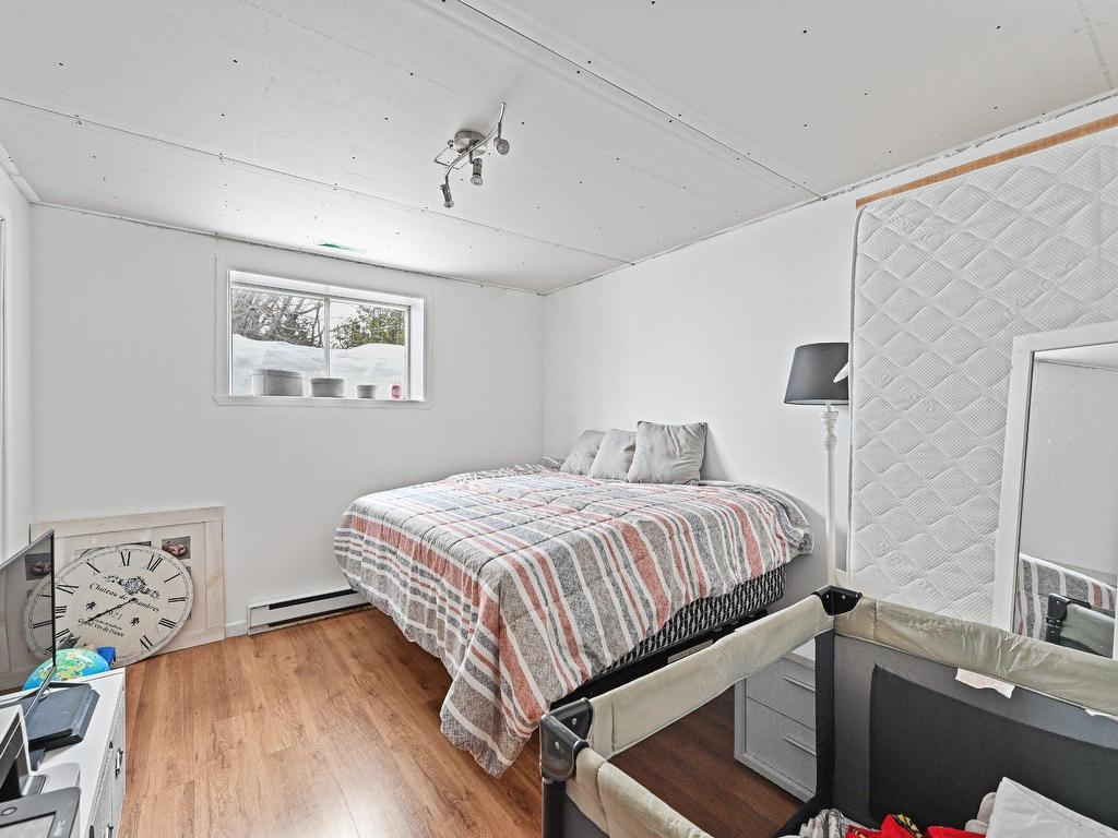 









497


Rue Principale

,
Saint-Sébastien,




QC
J0J2C0

