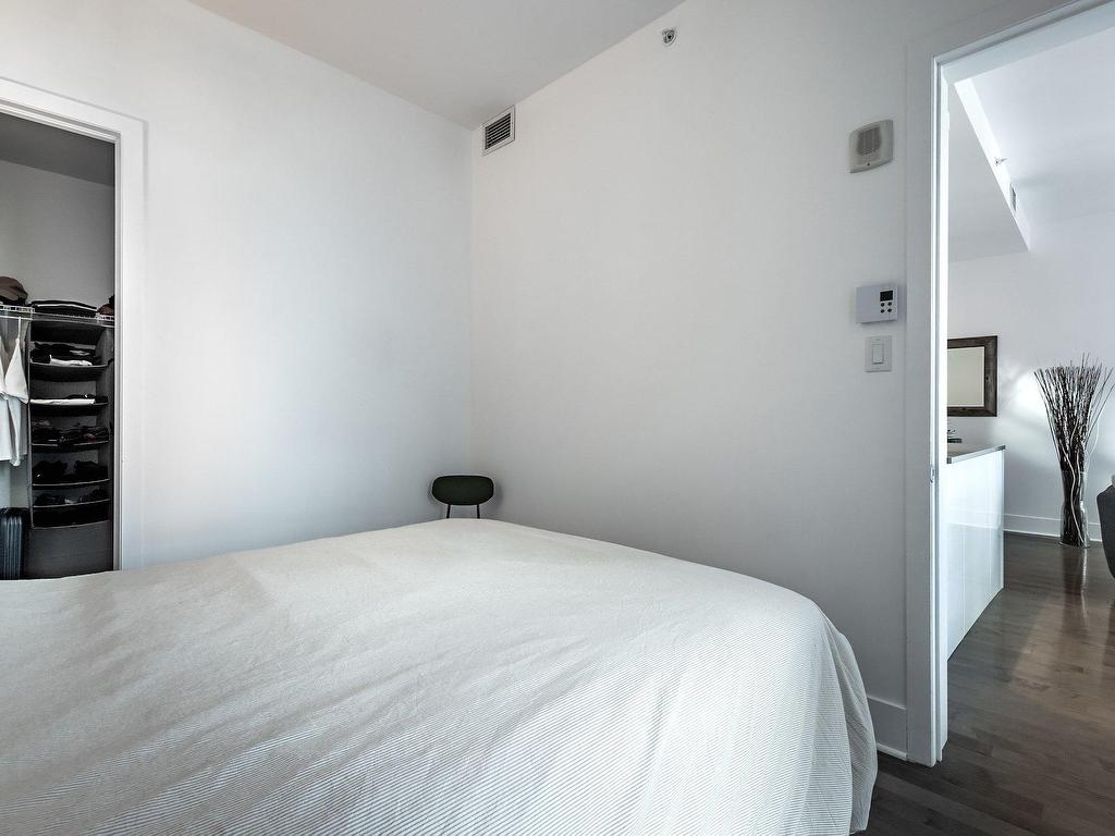 









901


Rue de la Commune E.

, 804,
Montréal (Ville-Marie),




QC
H2L0E2

