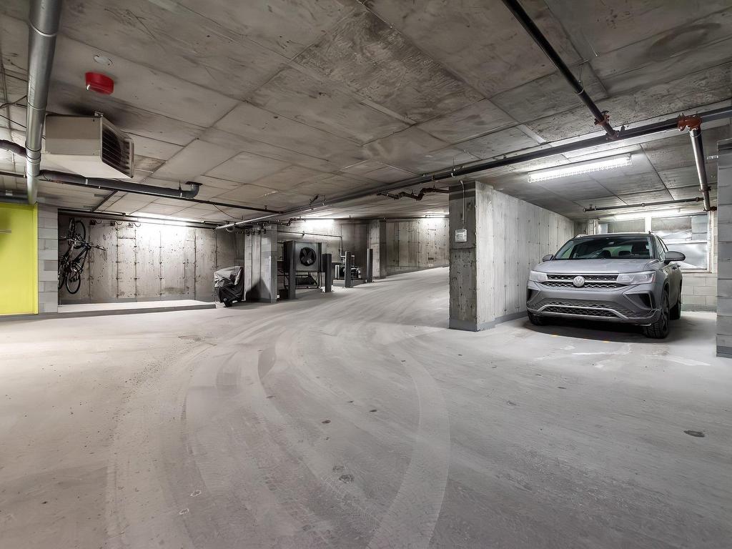 









901


Rue de la Commune E.

, 804,
Montréal (Ville-Marie),




QC
H2L0E2

