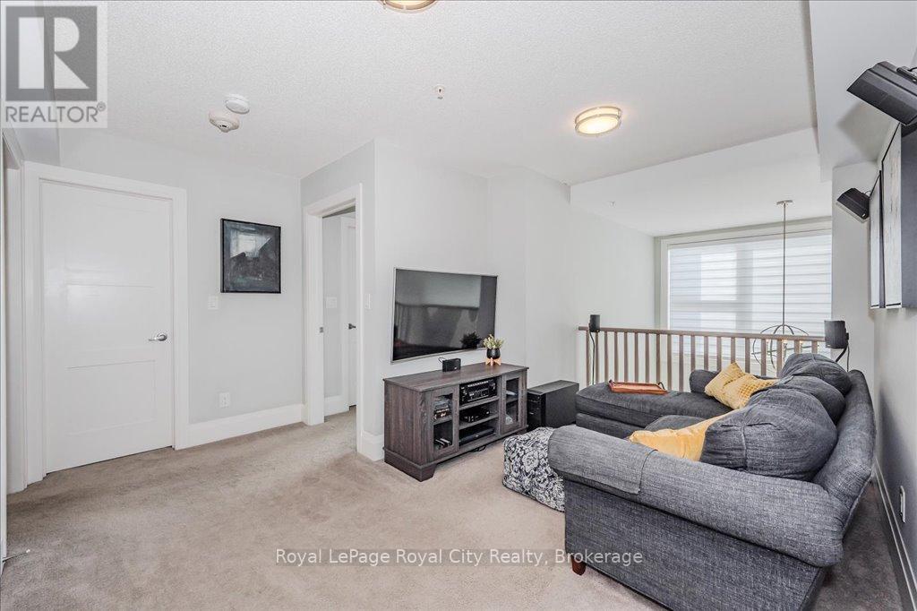 












RL3 - 53 ARTHUR STREET S

,
Guelph (St. Patrick's Ward),




Ontario
N1E0P5

