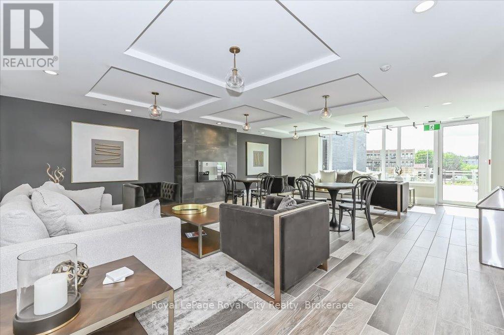 












RL3 - 53 ARTHUR STREET S

,
Guelph (St. Patrick's Ward),




Ontario
N1E0P5

