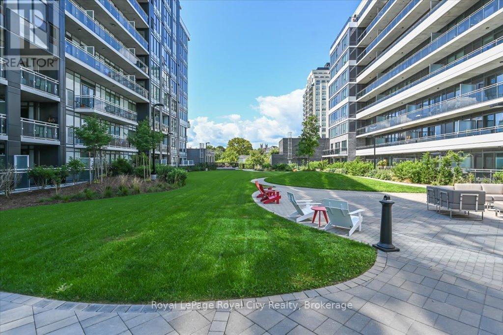 












RL3 - 53 ARTHUR STREET S

,
Guelph (St. Patrick's Ward),




Ontario
N1E0P5

