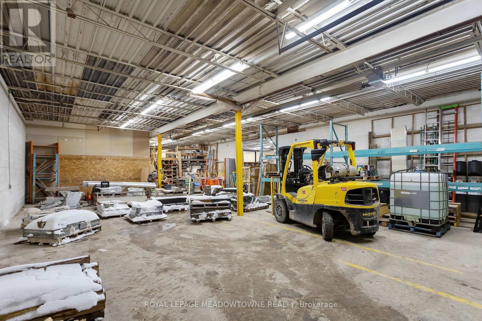 












1 - 500 MALTBY ROAD E

,
Guelph,




Ontario
N1L1G4

