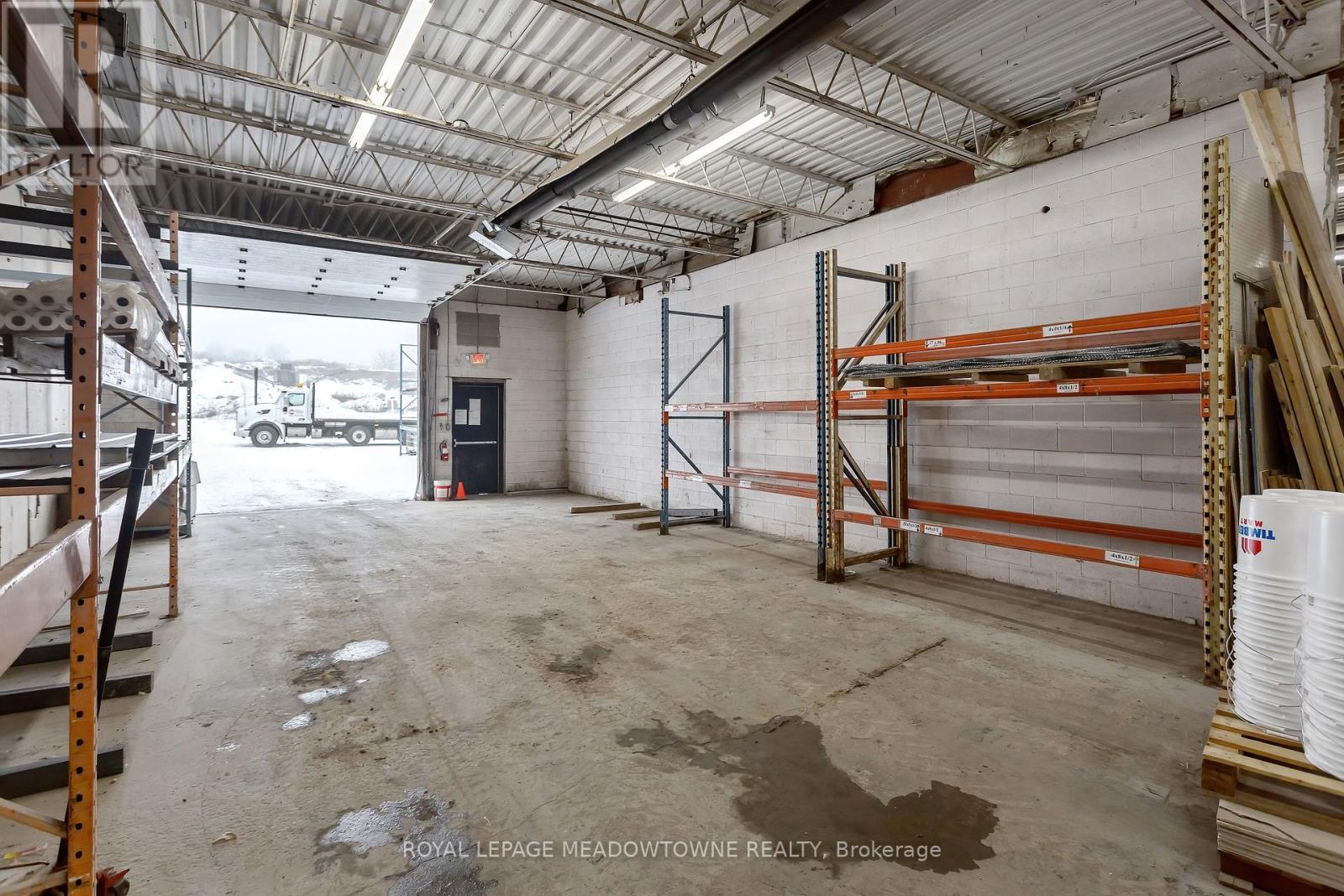 












1 - 500 MALTBY ROAD E

,
Guelph,




Ontario
N1L1G4


