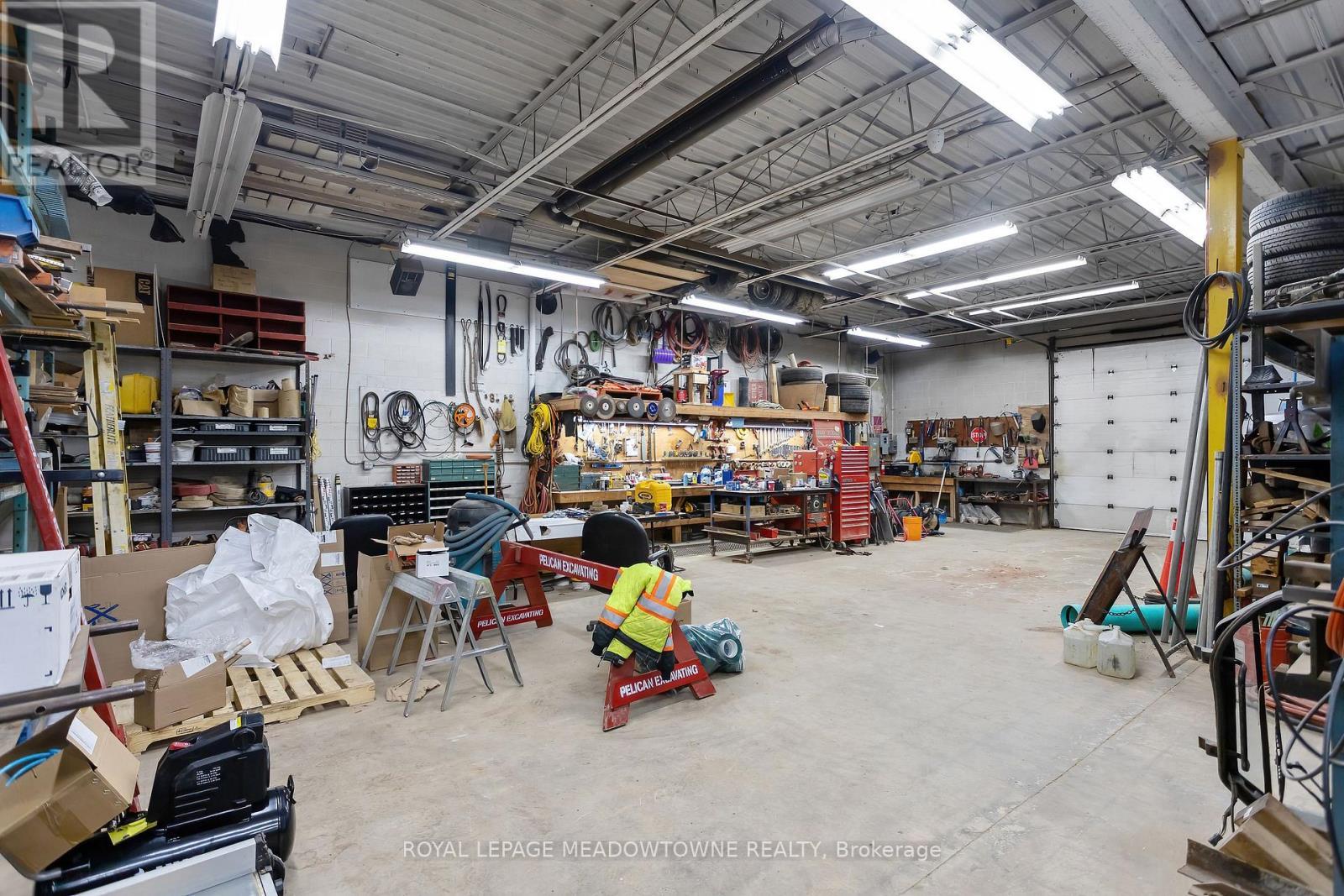 












1 - 500 MALTBY ROAD E

,
Guelph,




Ontario
N1L1G4

