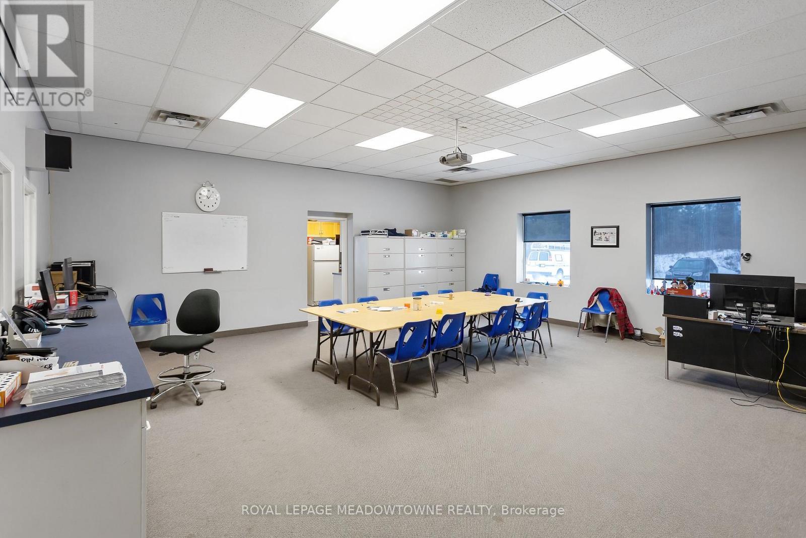 












1 - 500 MALTBY ROAD E

,
Guelph,




Ontario
N1L1G4

