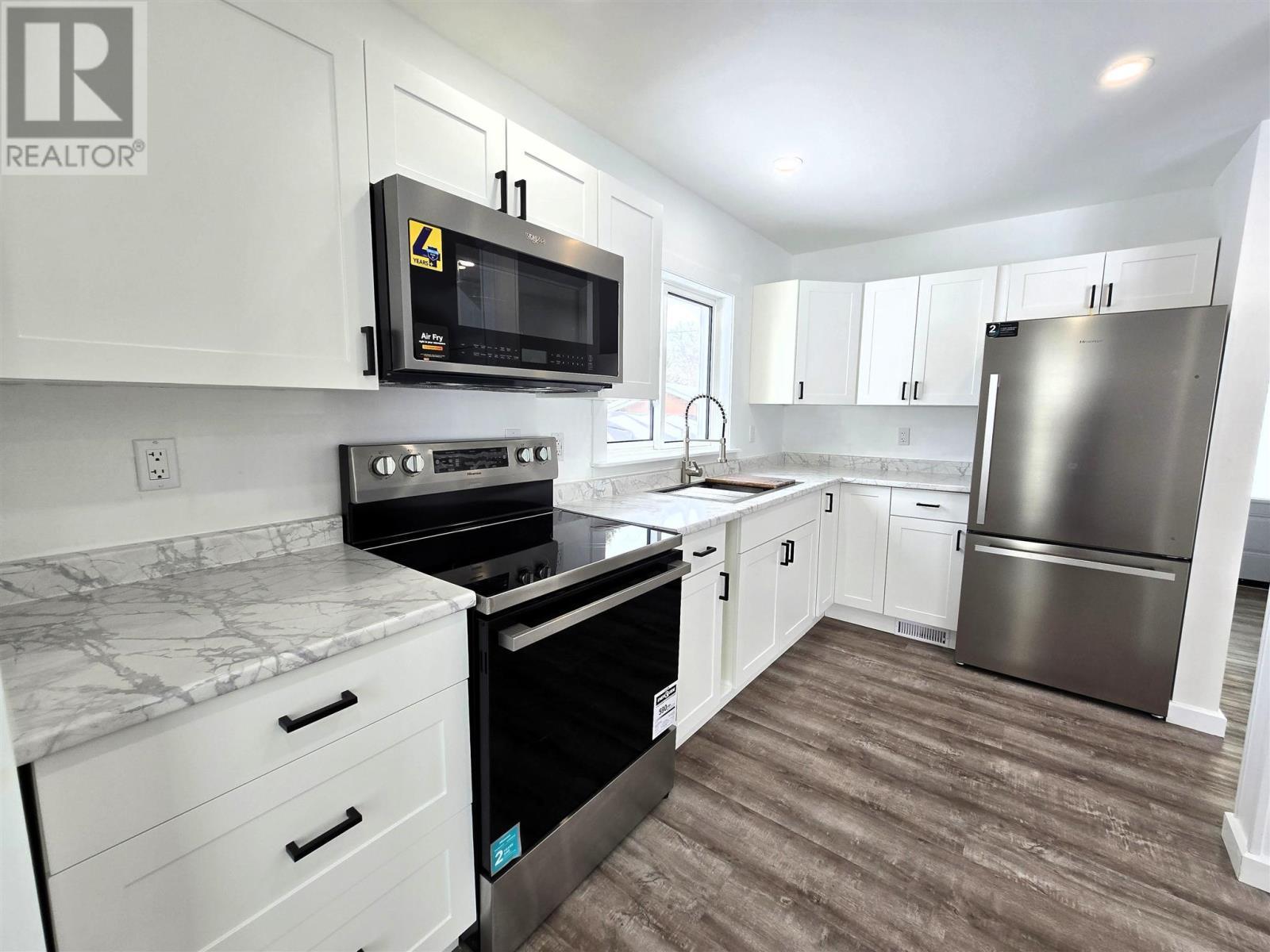 












44 Lewis ST

,
Spanish,




Ontario
P0P2A0


